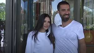  İKİNCİ KEZ BABA OLAN ARDA TURAN BAKIN BUNU KAMERALARA NASIL ANLATTI