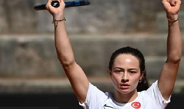 TARİHTE İLK DEFA BİR TÜRK TENİSÇİSİ ZEYNEP SÖNMEZ WIMBLEDON'DA 3. TURDA!
