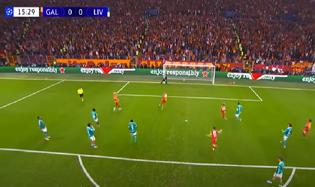 GALATASARAY LİVERPOOL'U DEVİRDİ 1 – 0 ( MAÇIN ÖZETİ )