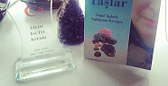 BELGİN DAL'A '' ŞİFALI TAŞLAR '' KİTABIYLA 2 ÖDÜL BİRDEN