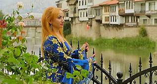 AMASYA GÜZELLERİ – SALİHA ASLAN 