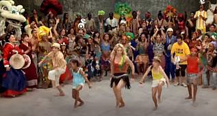 WAKA WAKA ( THIS TIME FOR AFRICA ) – SHAKİRA ( 2010 FIFA WORLD CUP / SONG ) 