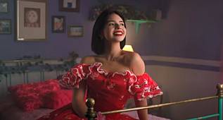 DIME COMO QUIERES – ANGELA AGUILAR VE CHRISTIAN NODAL  