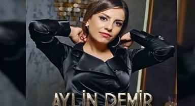 AYLİN DEMİR'DEN KEYFİMİZ ELLERE DERT OLDU 