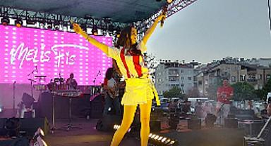 VURUN KAŞIKLARI BENİMKİ GELİYO ( MİSKET ) – MELİS FİS 