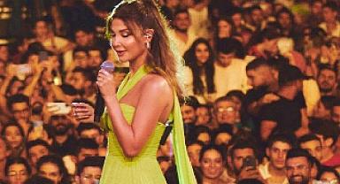 ARAP ASILLI HRİSTİYAN ŞARKICI NANCY AJRAM  – YA TABTAB ( 200 MİLYONUN ÜZERİNDE İZLENEN ŞARKISI ) 