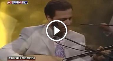 ORHAN AKALMAZ SÖYLÜYOR BU GÜZEL TÜRKÜYÜ – ŞU KIŞLANIN KAPISINA 