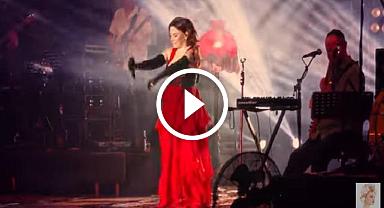 YAZ GAZETECİ YAZ ( ŞARKI ) – CEYLAN ERTEM SÖYLÜYOR 